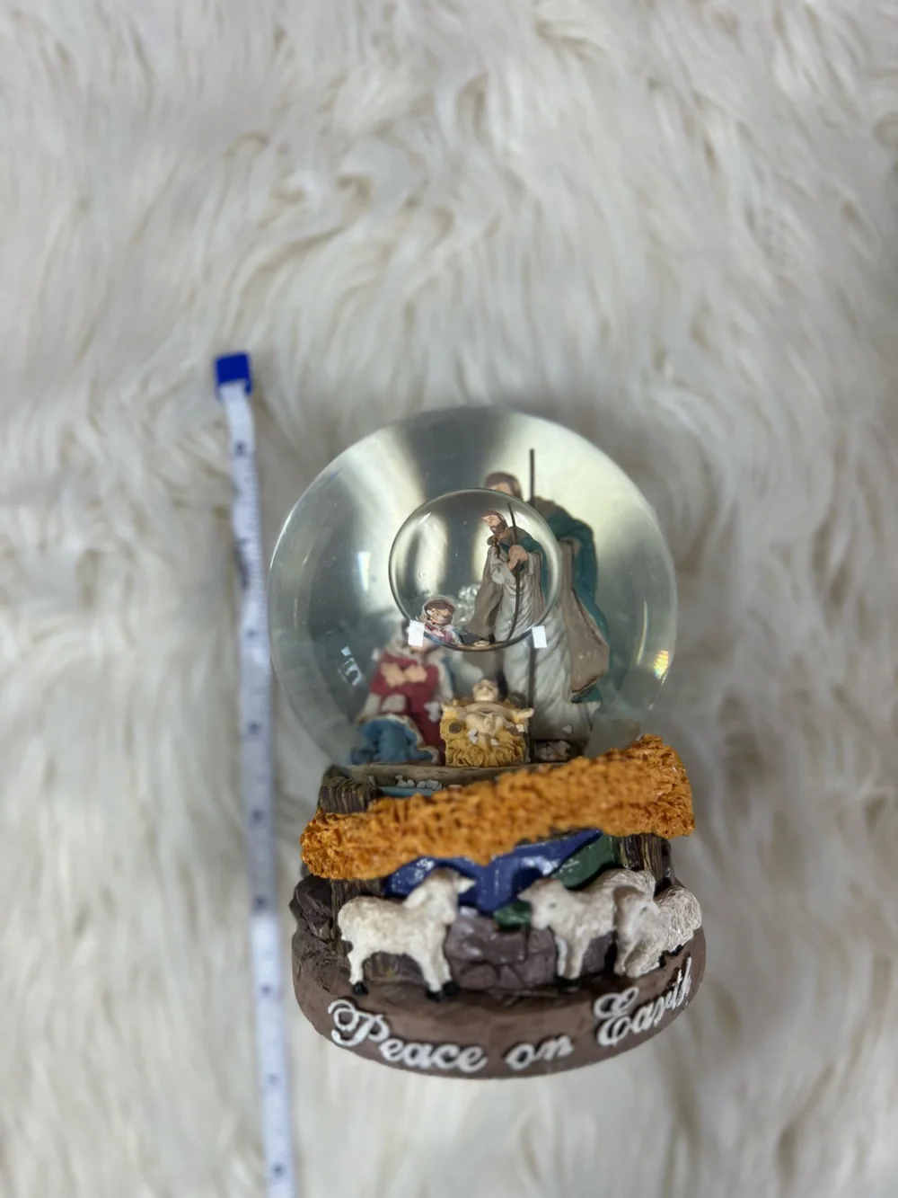 Nativity Musical Snow Globe – Plays “Silent Night”